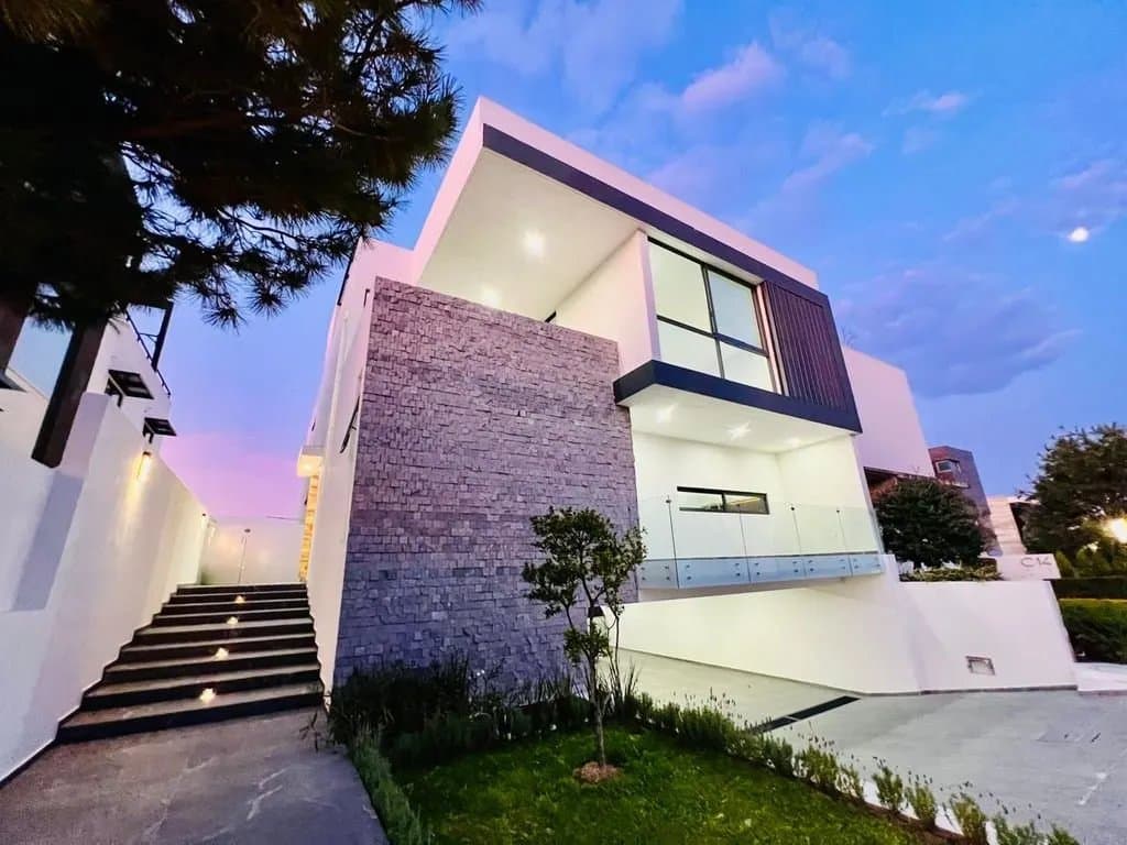 Residencia en Puerta las Lomas