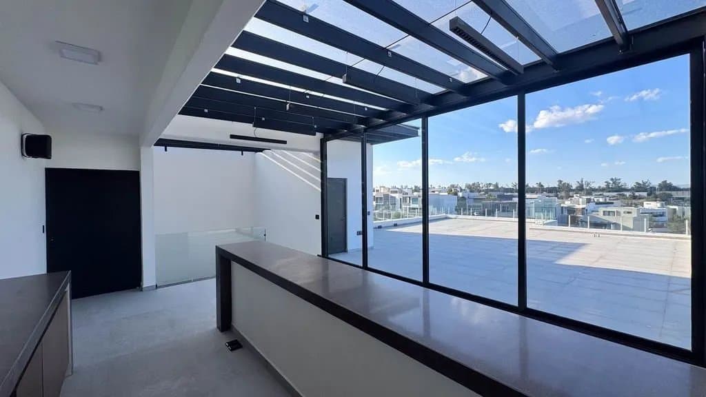 Residencia en Puerta las Lomas