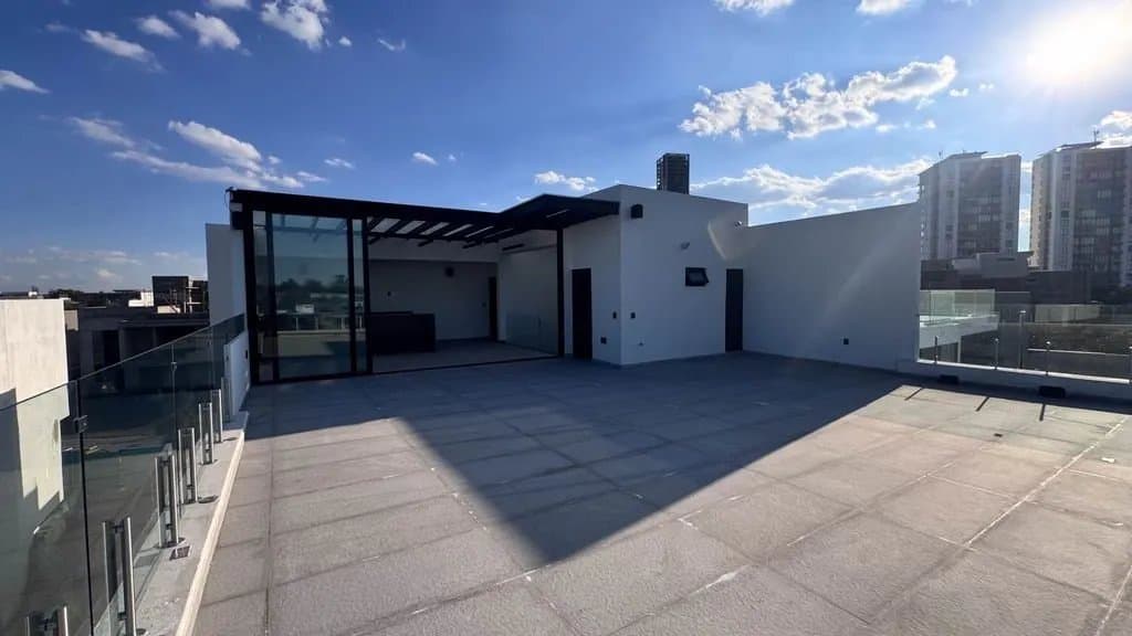 Residencia en Puerta las Lomas