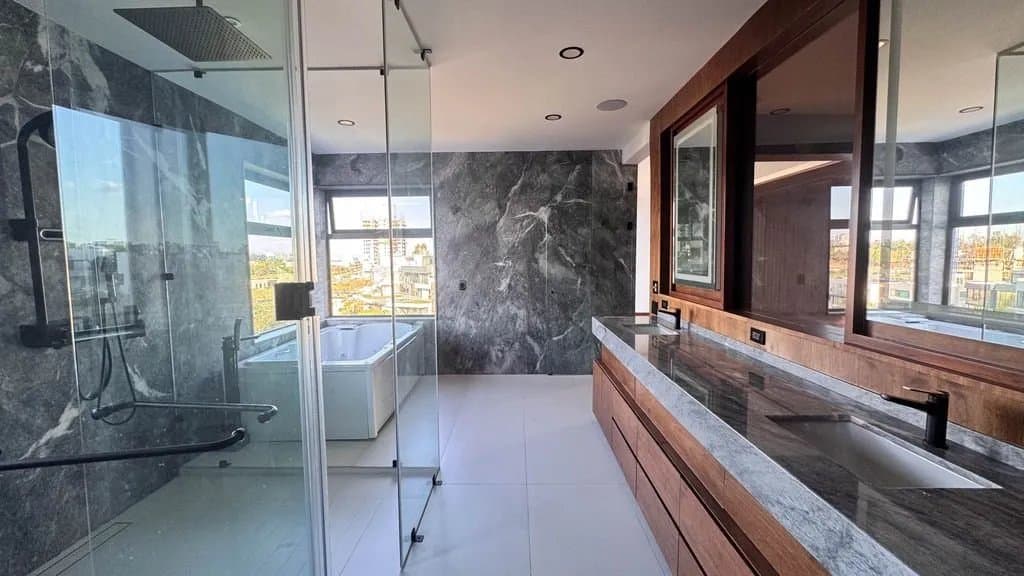 Residencia en Puerta las Lomas