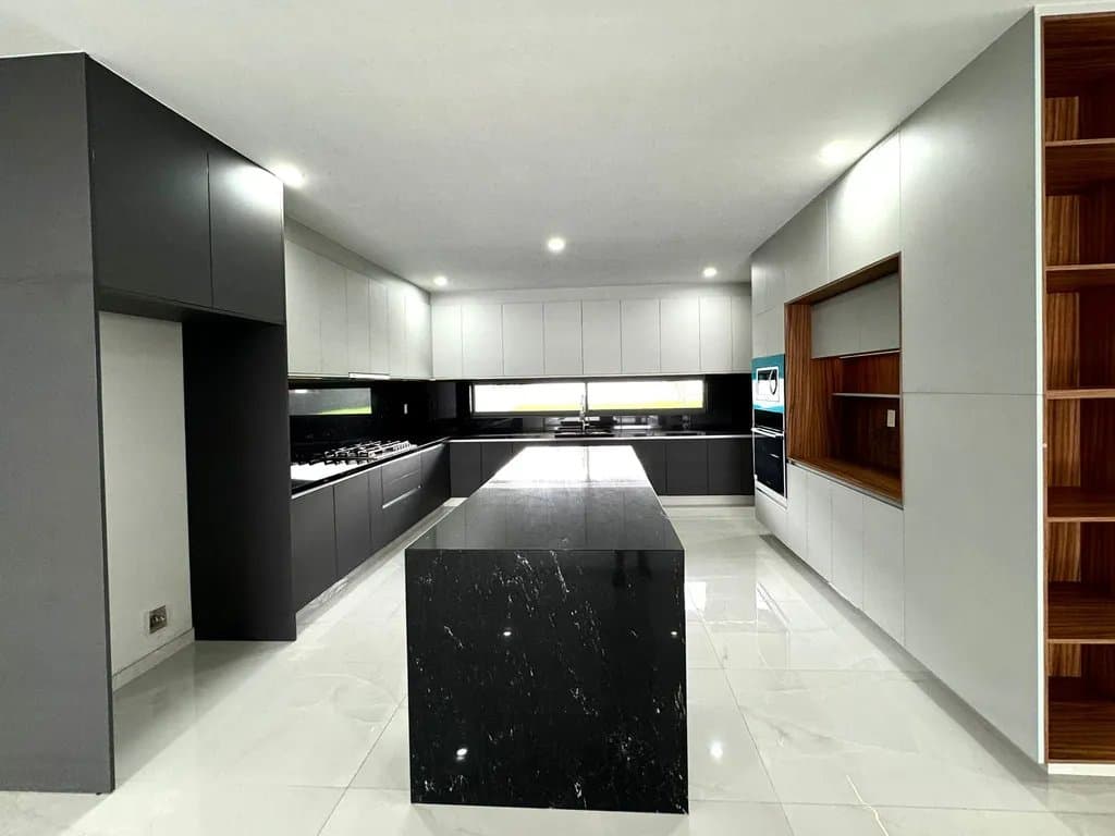 Residencia en Puerta las Lomas