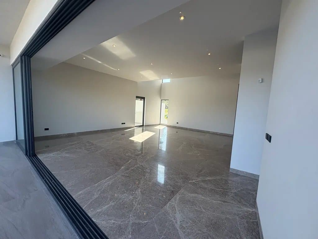 Residencia en Puerta Las Lomas
