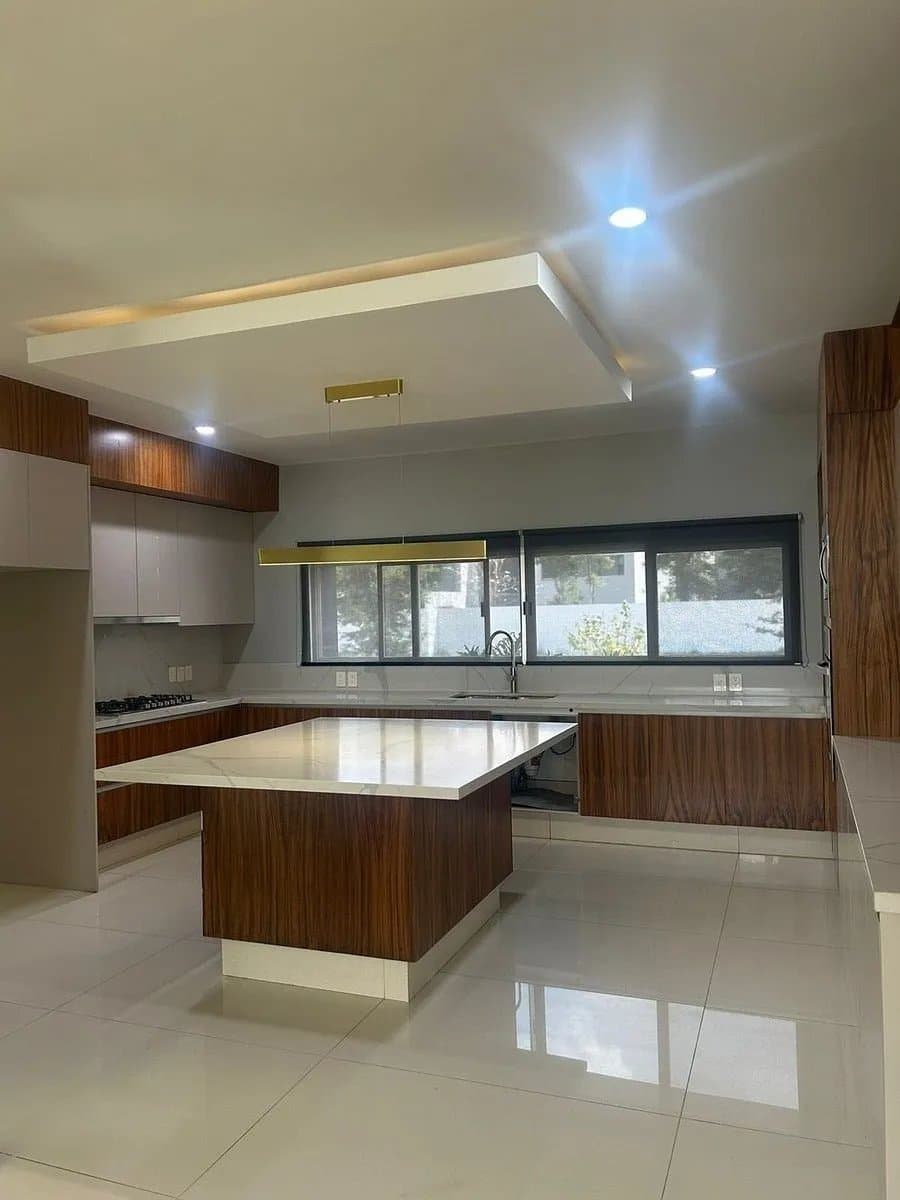 Residencia en Puerta las Lomas